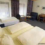 Lavilo Strassgang 3*