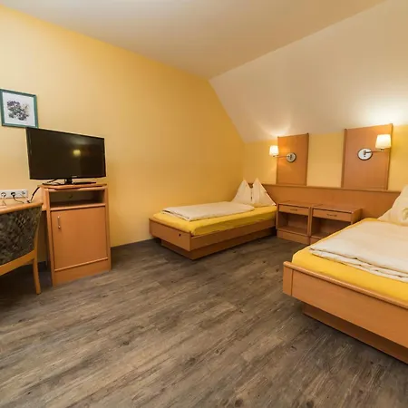 게스트하우스 Fruehstueckspension Meyer, Familie Orthacker