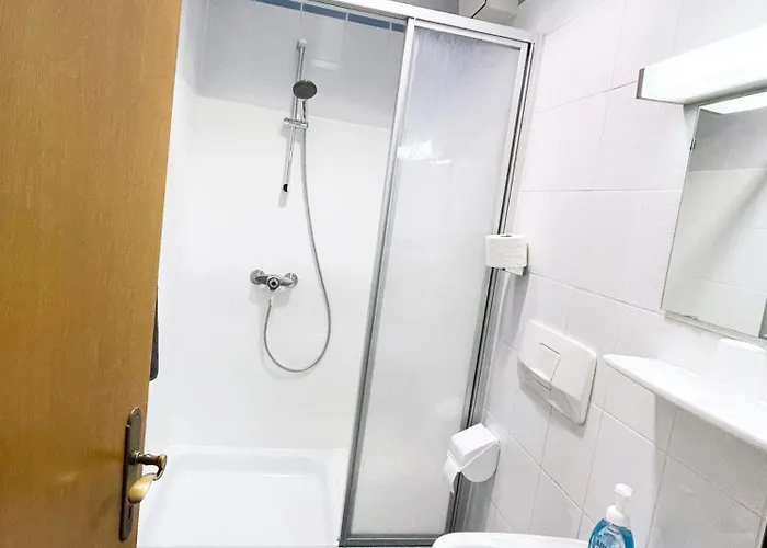 Fruehstueckspension Meyer, Familie Orthacker 게스트하우스 그라츠