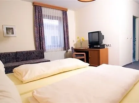 Lavilo Strassgang 3* Štýrský Hradec
