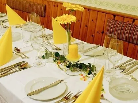Pensjonat Fruehstueckspension Meyer, Familie Orthacker Graz