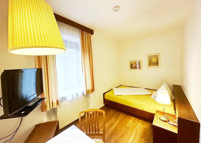 Fruehstueckspension Meyer, Familie Orthacker Graz