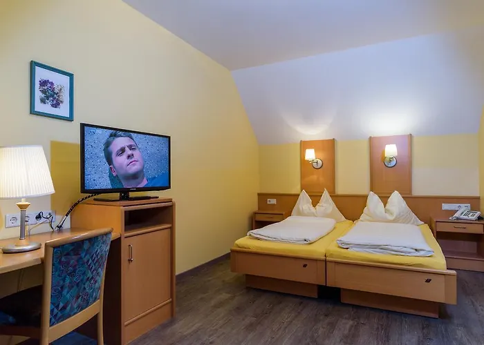 Pensjonat Fruehstueckspension Meyer, Familie Orthacker Graz