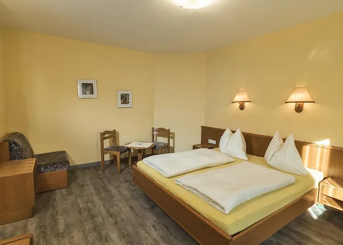 بيت ضيافة Fruehstueckspension Meyer, Familie Orthacker