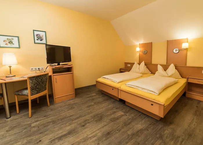 Fruehstueckspension Meyer, Familie Orthacker 3*